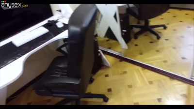 My roommate turned out to be single and I decided to help her with orgasm