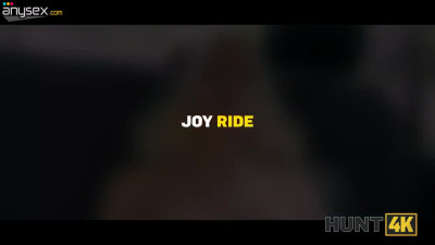 Cuckold bf makes his hot girl fuck a stranger for cash pov