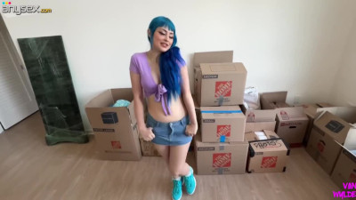 Big booty slut loves to get roughly fucked by his huge BWC