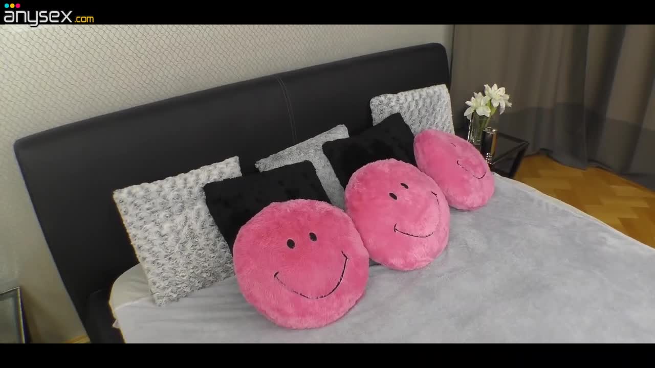 Savage squirting step-mom MILF with huge tits rides my boner in POV Free Porn Videos | ePornAny.