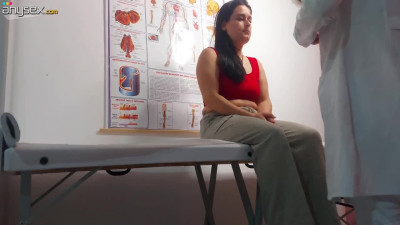 The gynecologist checked the capacity of the narrow holes of a young slut