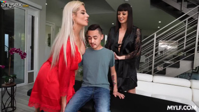 Amazing threesome with lots of watery oral foreplay